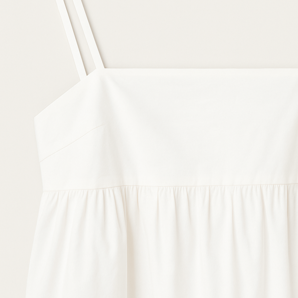 
                  
                    Blusa Globo con tirantes finos
                  
                