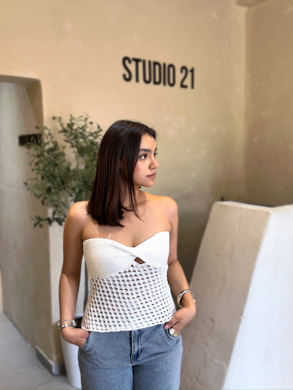 (Copia) Blusa tipo top tejido en crochet